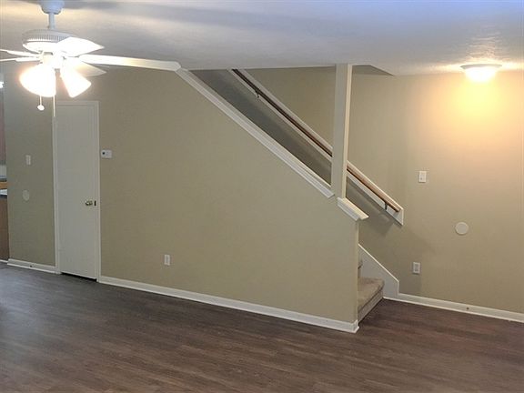 3rd image of 21014 Grovedale Dr