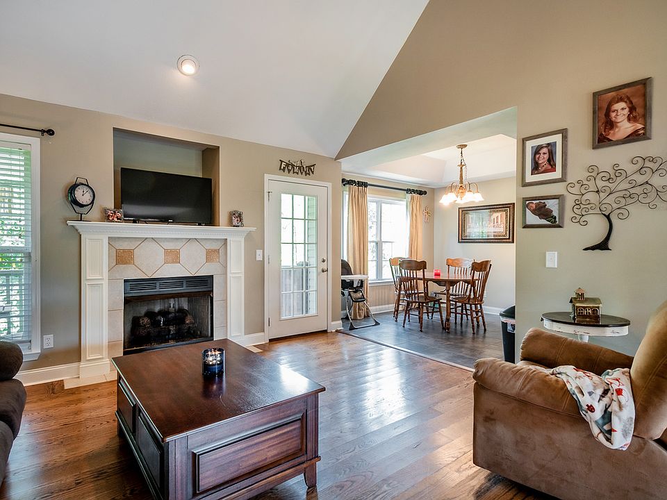 213 Manor Dr Ringgold, GA, 30736 Apartments for Rent Zillow