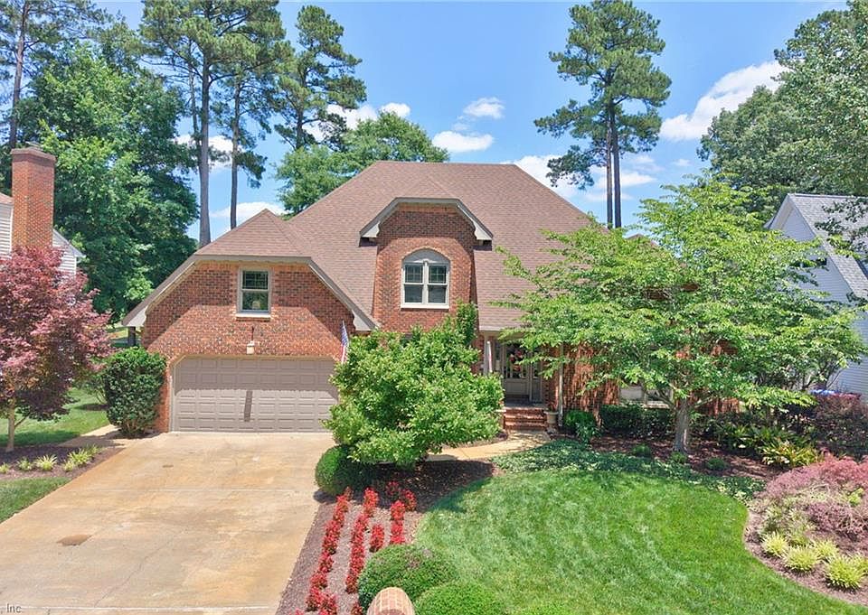 1st image of 1006 Seville Dr