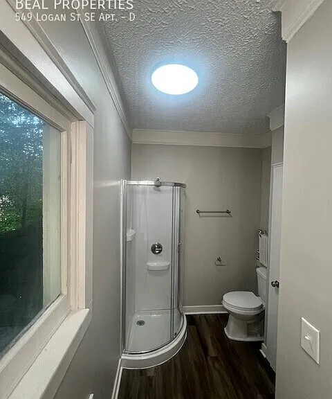 549 Logan St SE #D — Photo 11