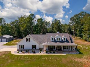 4977 Lexie Ln, Bauxite, AR 72011