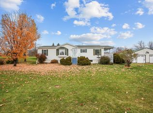 9278 90th St, Princeton, MN 55371