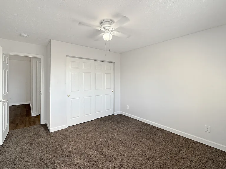 Cross Lake Apartments — Photo 111
