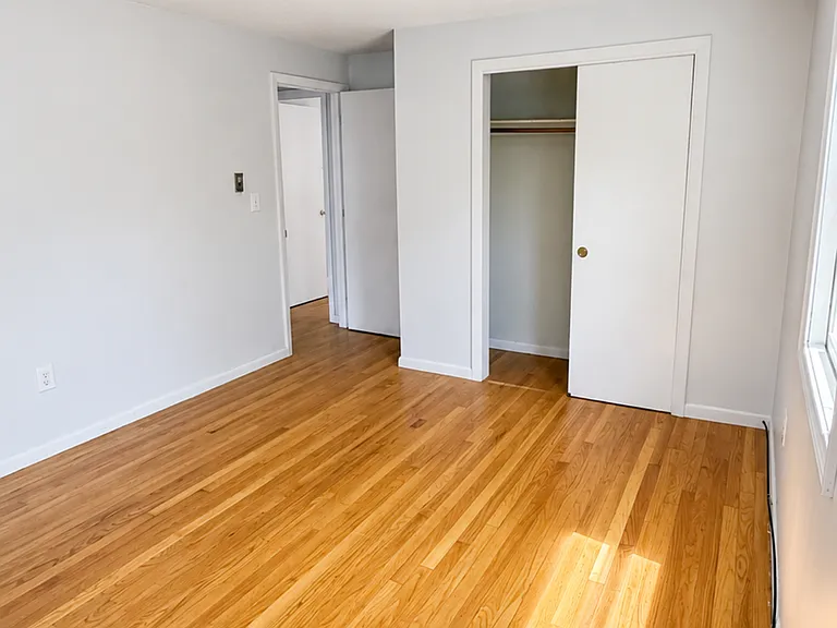 176 Winthrop St #B — Photo 12