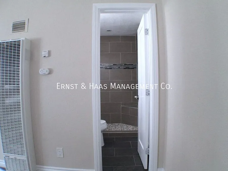 1125 Saint Marys Ct #1A — Photo 6