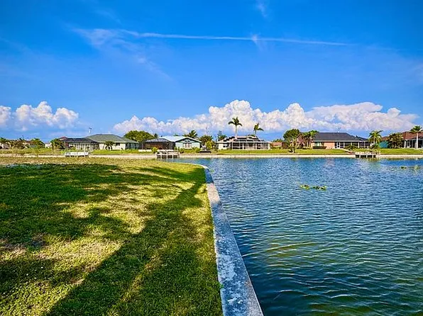 448 SW 15th St, Cape Coral, FL 33991