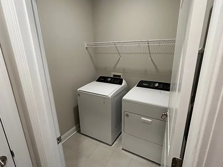 585 Oyster Dr — Photo 14