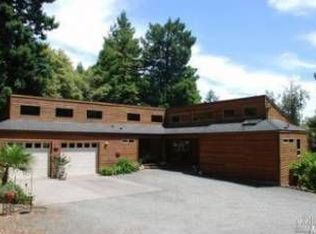 39251 Stargaze Dr, Gualala, CA 95445