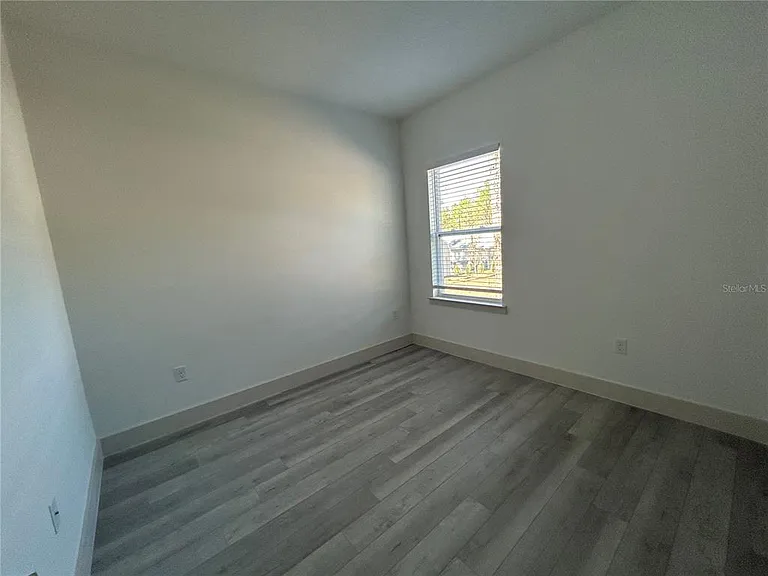 1531 W Gainsboro Ln — Photo 25