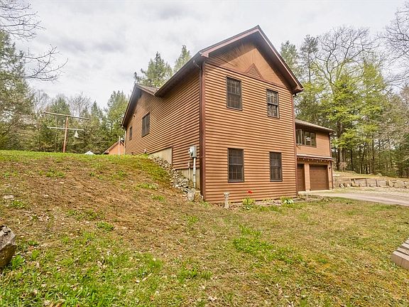 4th image of 55 Cummington Rd