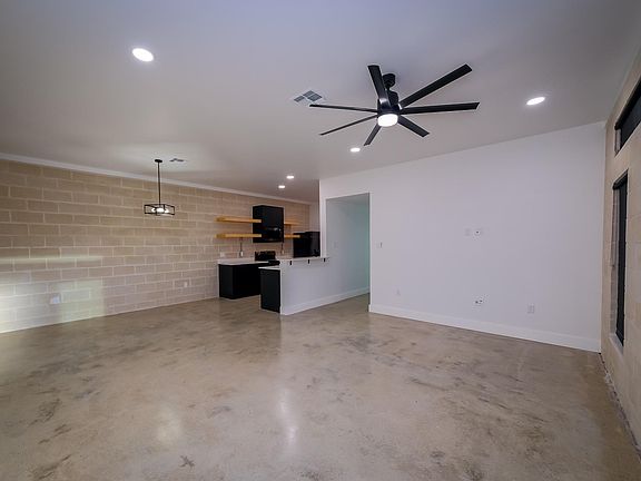 3rd image of 6807 Sandra Ln #B