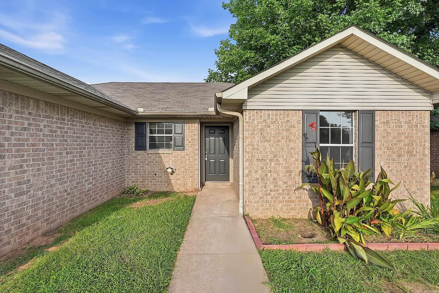 3 bed, 1144 sqft, $1,500 — Photo 3