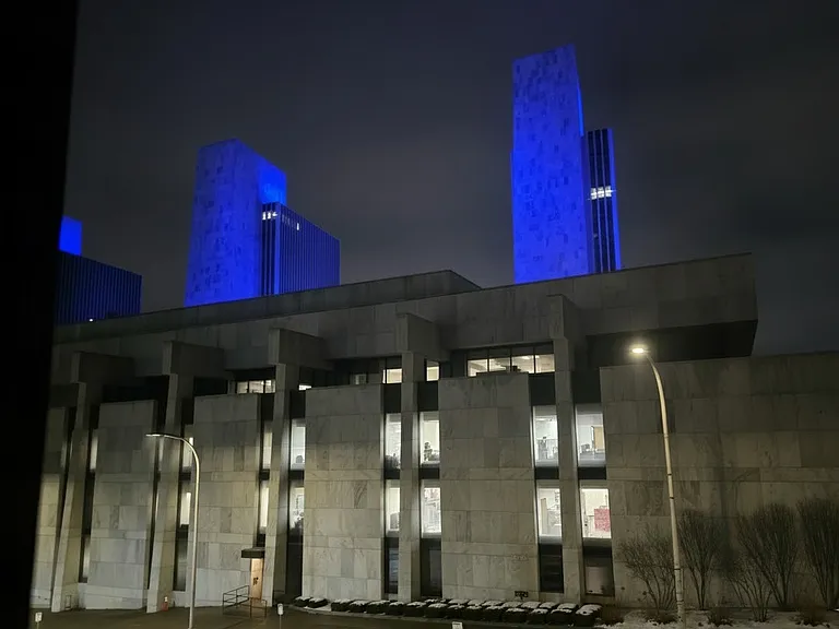148 S Swan St #A — Photo 2