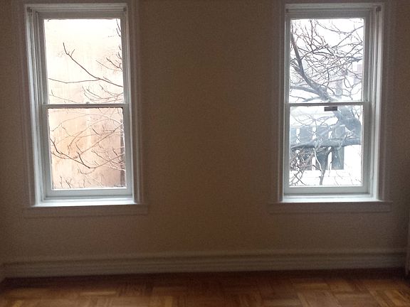 2nd image of 1618 E 15th St APT 3A