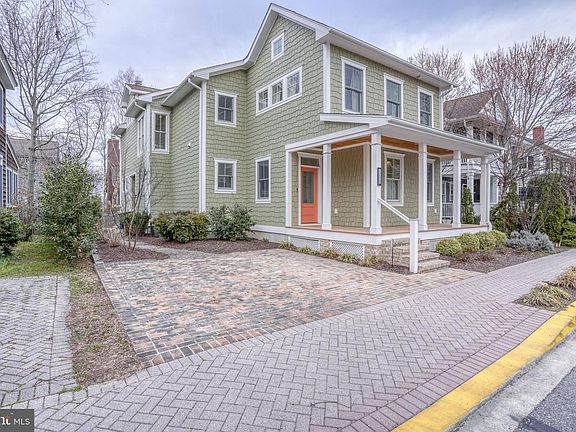 2nd image of 237 2nd St