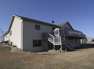 60 Helen Ave, Milford, IA 51351