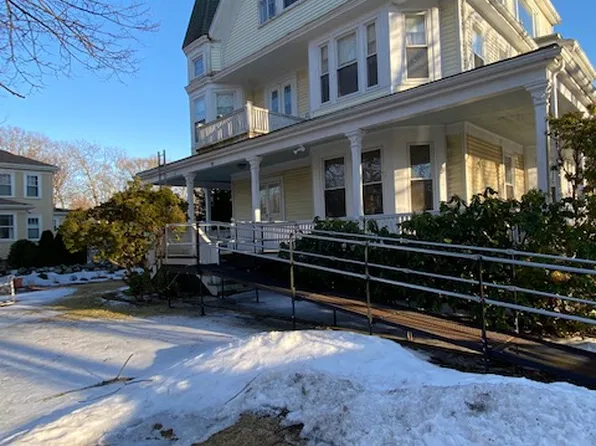 85 High St #2, Rockport, MA 01966