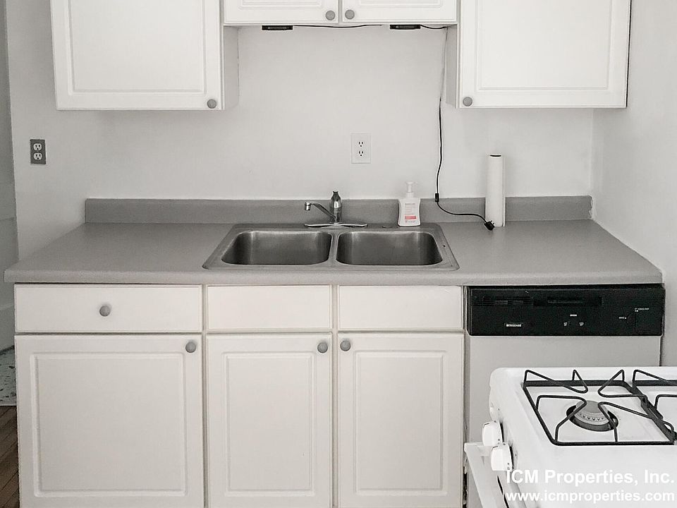 1st image of 5110 N Winchester Ave #2