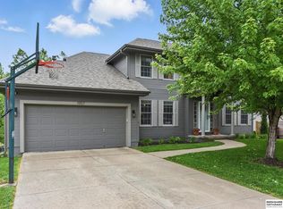 1907 S 198th St, Omaha, NE 68130