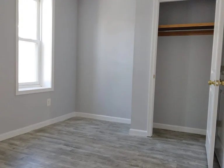 128 N Dearborn St — Photo 13