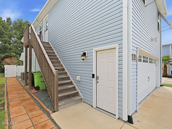 4th image of 133 James Avenue #A