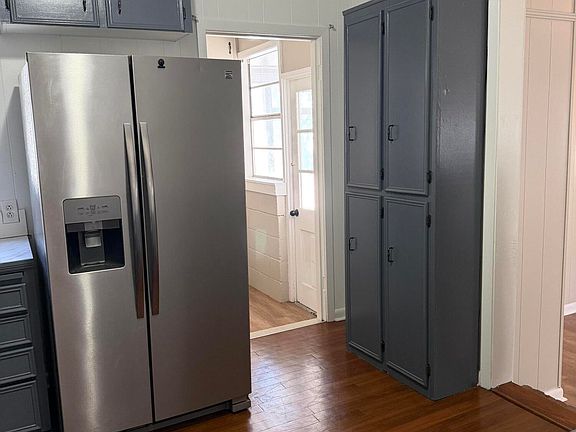 4th image of 1304 Westwood Rd