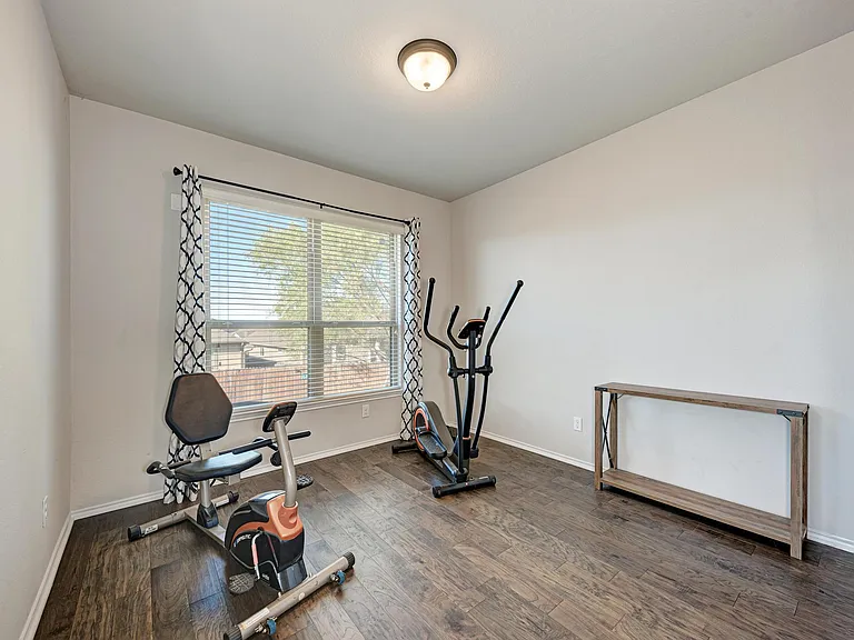 136 Finley St — Photo 31