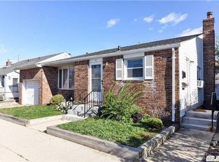 6 Farrell St, Long Beach, NY 11561