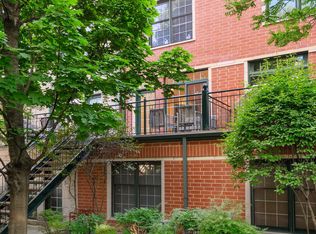 1813 S Clark St APT 23, Chicago, IL 60616