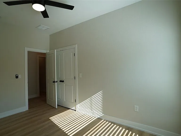 12032 Tetzel Ave — Photo 13