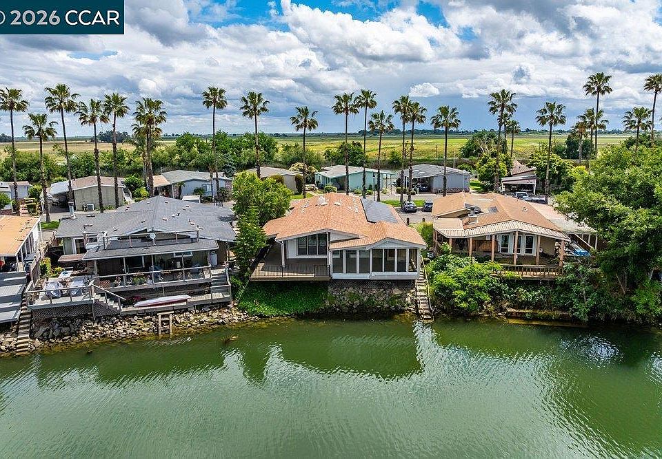 1st image of 193 Oxbow Marina Dr