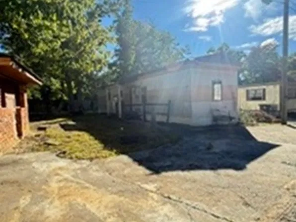 4438 New Walkertown Rd #A1, Winston Salem, NC 27105