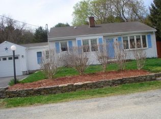 8 Mello Dr, Preston, CT 06365