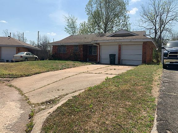 2nd image of 3028 SE 22nd Cir