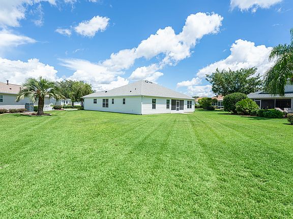 4th image of 17967 SE 87th Melrose Ct