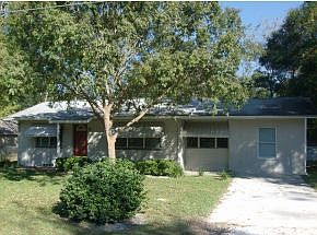 1st image of 3551 NW 17th Ave