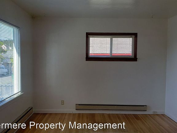3rd image of 3704 W East St