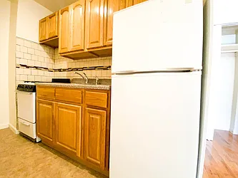 Rented by RealTegrity NY LLC