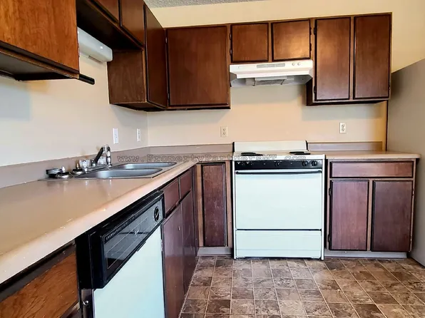 Apartment Near MSU!, 413 S 20th Ave APT A, Bozeman, MT 59718