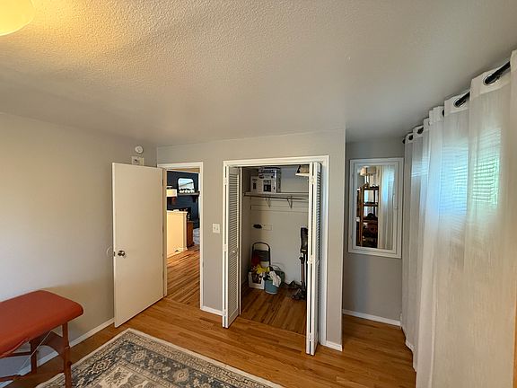 2nd image of 1124 La Farge Ave