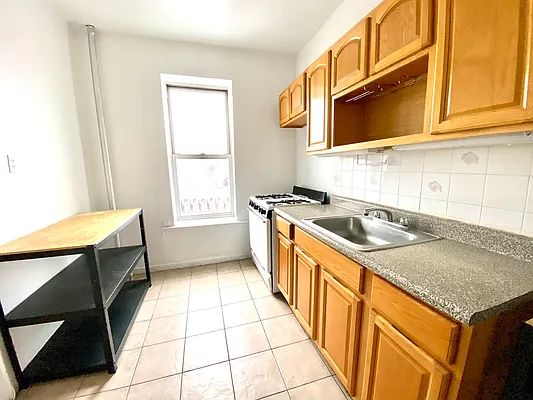 Rented by Dugri Real Estate  | media 4