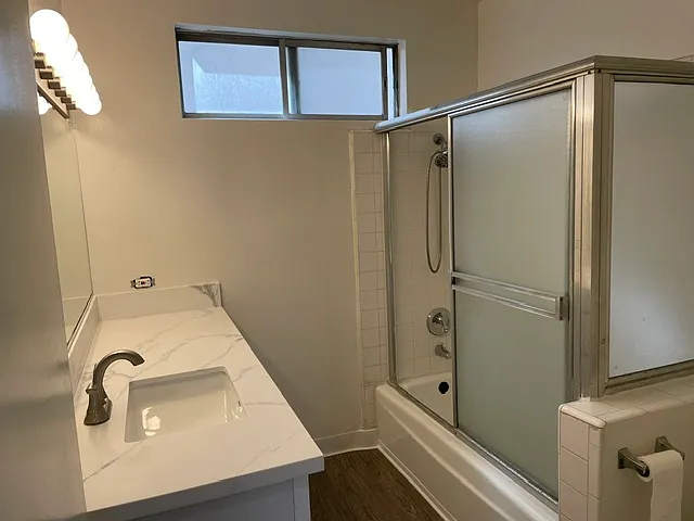 1852 Kelton Ave #1 — Photo 12