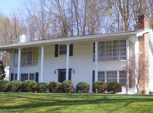 425 Wyandotte Rd, Bristol, VA 24201