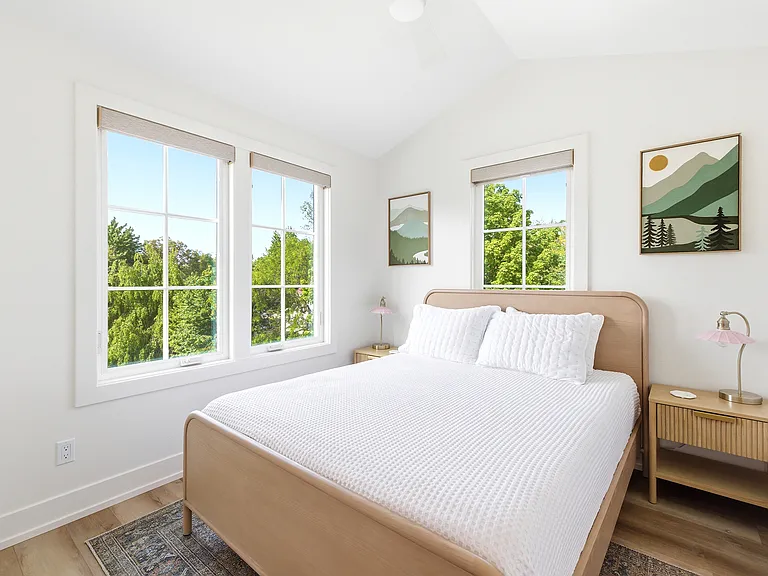 16009 Goodwin Ave #9 — Photo 17