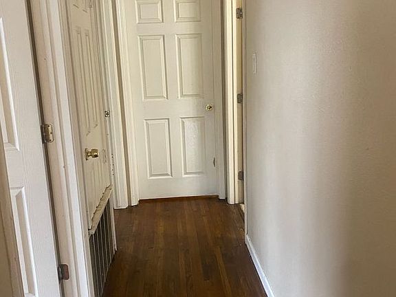 5th image of 3421 Harold Dr