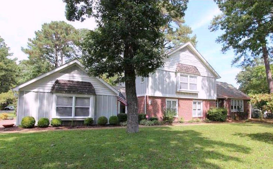 For Sale: 206 Meadowfield Rd, York County, VA 23692