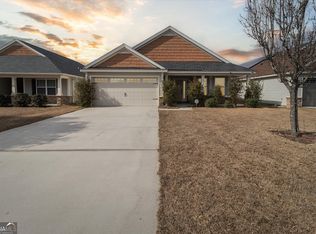 98 Lake Shore Blvd, Port Wentworth, GA 31407