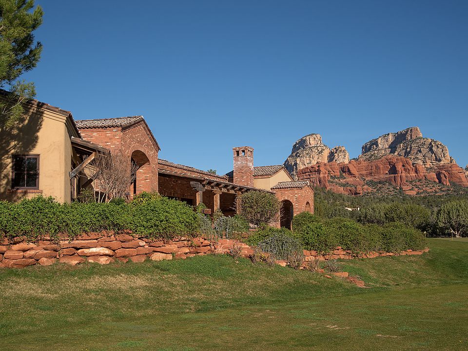 Extraordinary Living.
