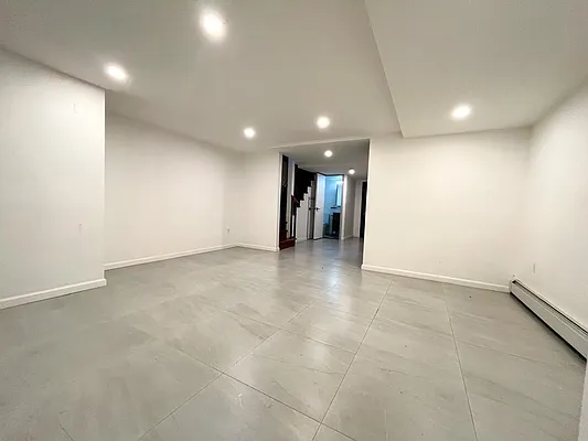 Rented by Brooklyn Rentals NYC | media 35