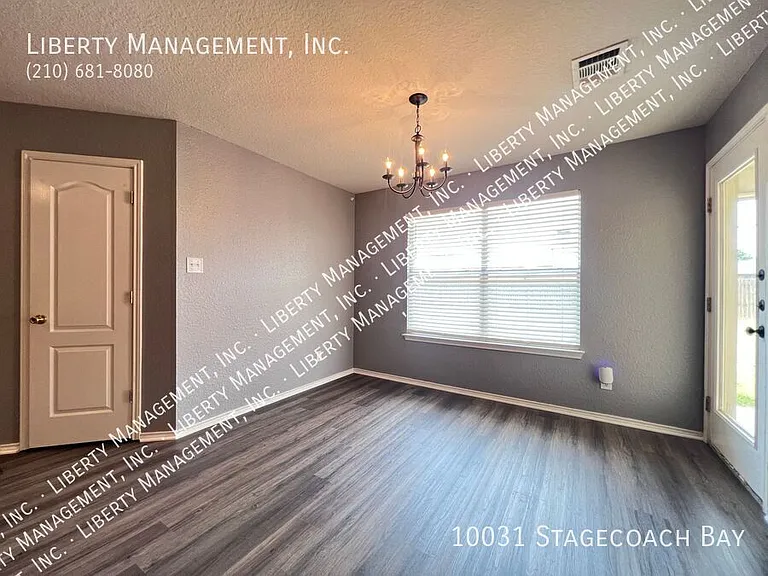10031 Stagecoach Bay — Photo 13